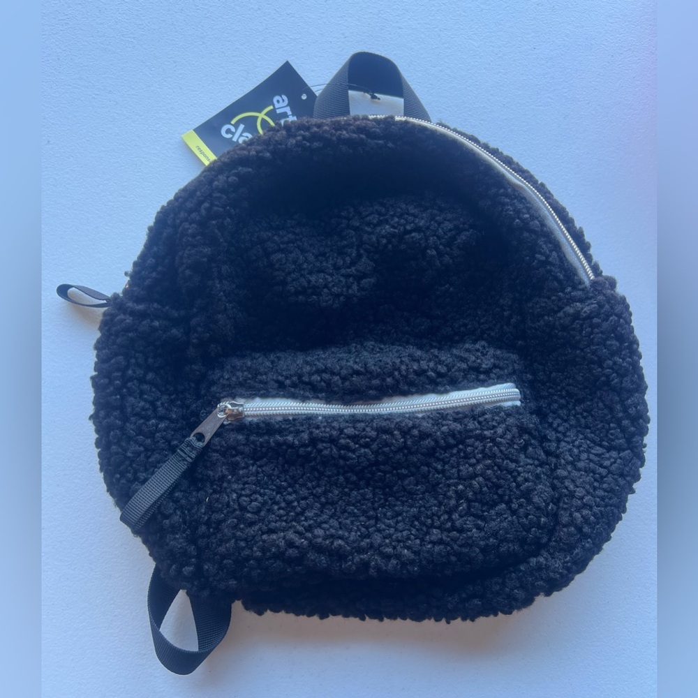 Art Class Black Textured Backpack